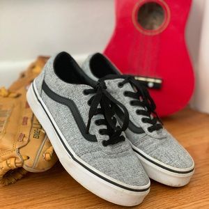Vans casual tennis shoes
